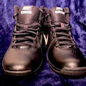 Nike Women Nike Air Visi Pro III
